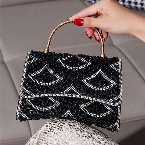 Elegant pearls and rhinestones magnetic closure mini square bag black - Picture 1 of 8
